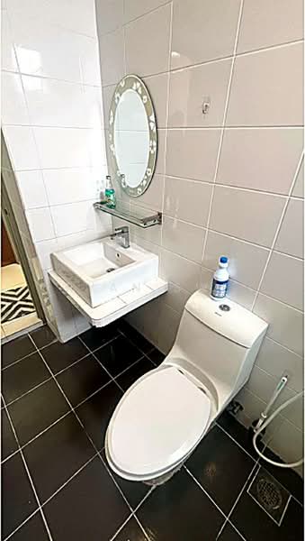 Service Residence for Sale at Vue Residences - Ryan Swe - Bathroom - PropertyGuru.com.my