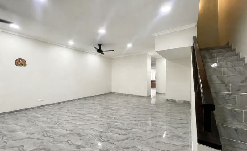 Rumah Teres 2 Tingkat untuk Dijual di Alam Damai (Cheras) - Angel Yeoh - Living Room - PropertyGuru.com.my