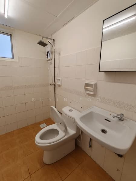 Kondominium untuk Disewa di Pantai Hillpark 2 - Suyin Foo - Bathroom - PropertyGuru.com.my