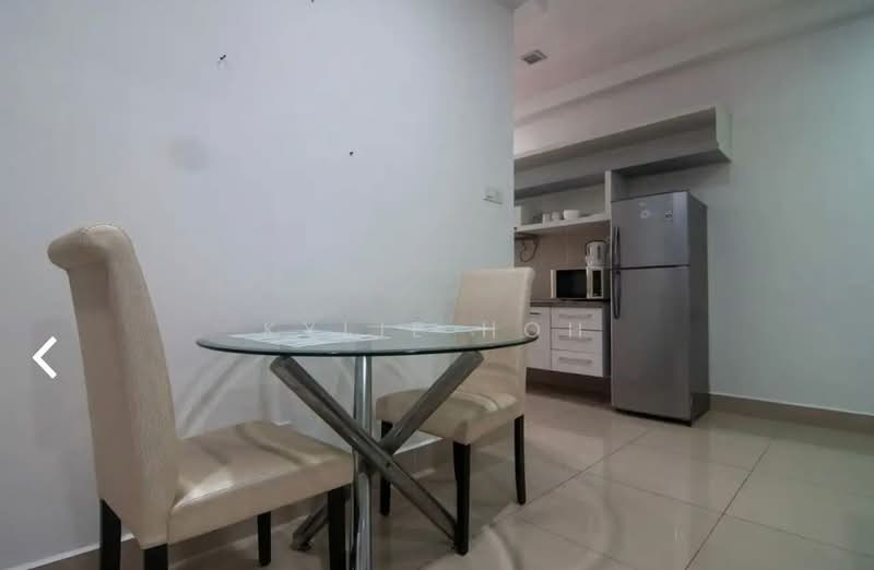 Condominium for Sale at Shaftsbury Residence - Kylie Hoh - Kitchen - PropertyGuru.com.my