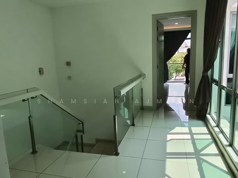 2-storey Terraced House for Sale in Setia Eco Glades (Cyberjaya) - SHAMSIAH AJMAIN - Corridor - PropertyGuru.com.my