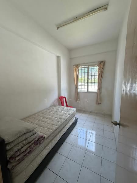 Kondominium untuk Dijual di Menara Menjalara - BC TAN - Bedroom - PropertyGuru.com.my