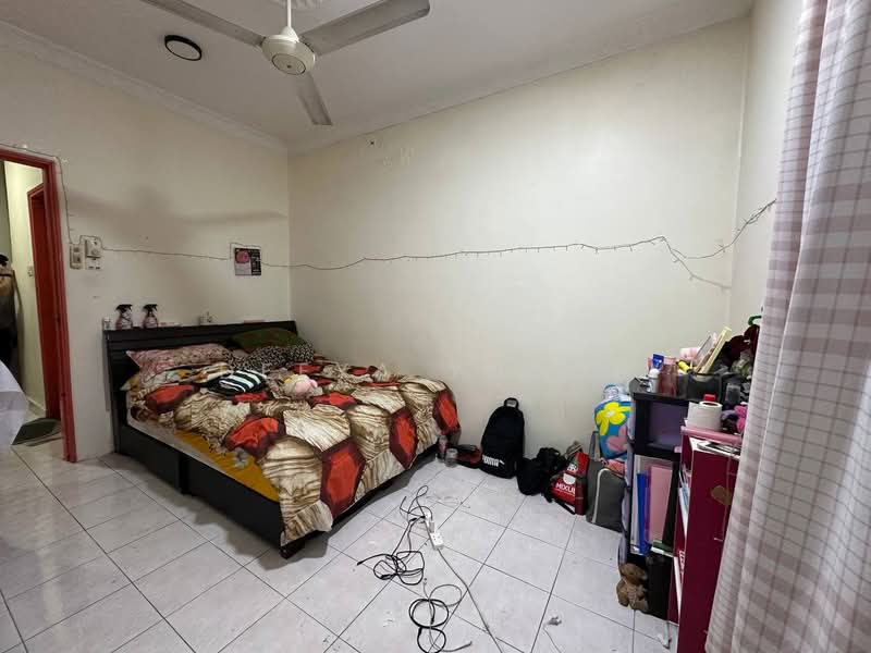 Condominium for Sale at De Rozelle - Deeya Yusof - Bedroom - PropertyGuru.com.my