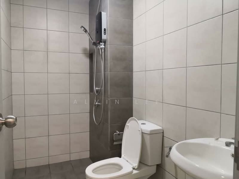 Servis Apartment untuk Disewa di MIRA at Shorea Park - Alvin Lee - Bathroom - PropertyGuru.com.my