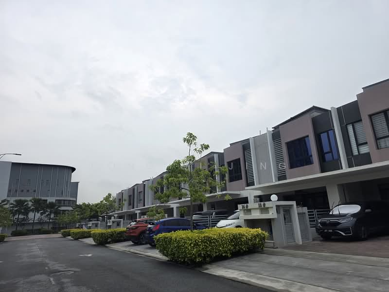 Rumah Teres 2 Tingkat untuk Dijual di Cyberjaya (Selangor) - Fong Qi Jing - PropertyGuru.com.my