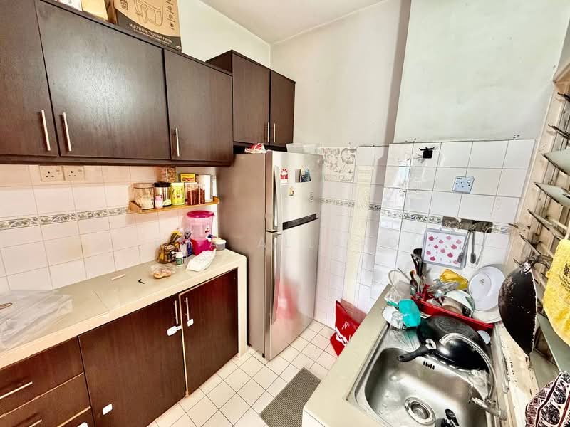 Apartment for Sale at Sri Teratai Apartment - EMA ALLANG - Kitchen - PropertyGuru.com.my