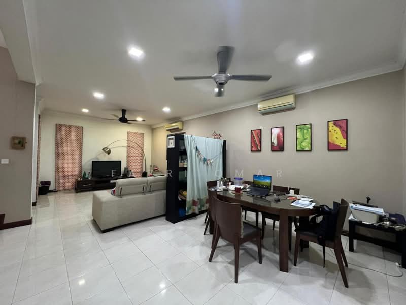 Terraced House for Sale in Bukit Jelutong (Shah Alam) - Fazri Omar - Living Room - PropertyGuru.com.my
