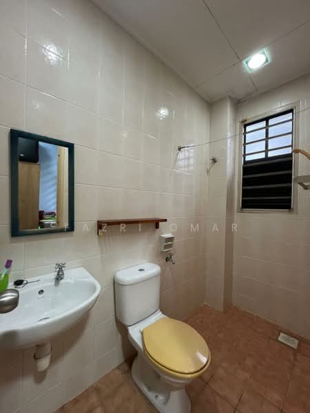 Terraced House for Sale in Bukit Jelutong (Shah Alam) - Fazri Omar - PropertyGuru.com.my