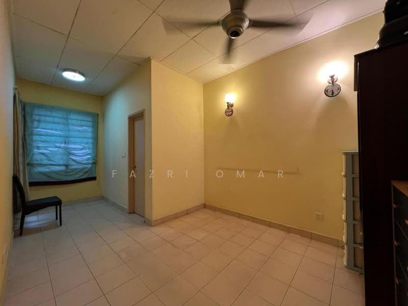 Terraced House for Sale in Bukit Jelutong (Shah Alam) - Fazri Omar - PropertyGuru.com.my