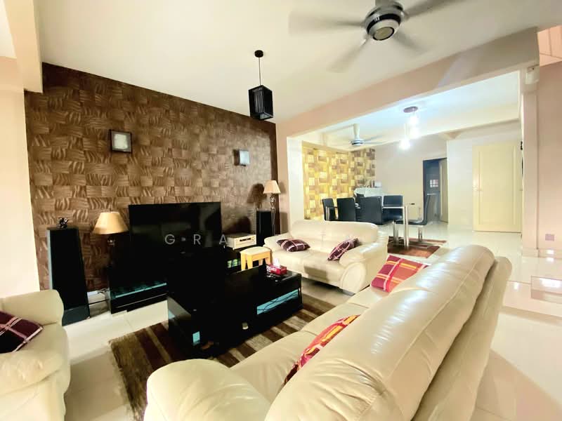 Rumah Teres 2 Tingkat untuk Dijual di SS12 (Subang Jaya) - Grace Tan - Living Room - PropertyGuru.com.my
