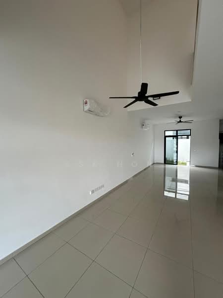 Cluster House for Rent in Iskandar Puteri (Nusajaya) (Johor) - Ask Hon - Living Room - PropertyGuru.com.my