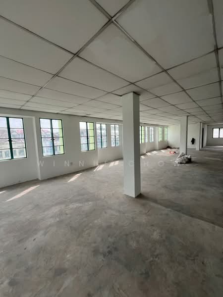 Shop for Rent in Kota Kemuning (Shah Alam) - Winnie Chow - Interior - PropertyGuru.com.my
