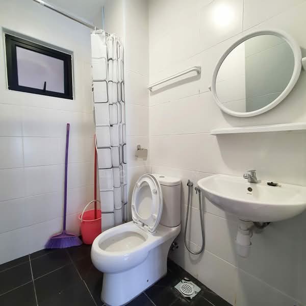 Servis Apartment untuk Disewa di M Suite @ Desa Park North - BC TAN - Bathroom - PropertyGuru.com.my