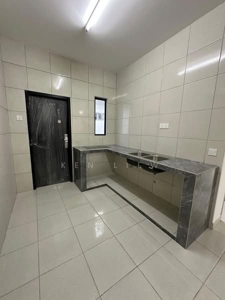 1-storey Terraced House for Rent in Bandar Putra (Kulai) - Ken Liew - Kitchen - PropertyGuru.com.my