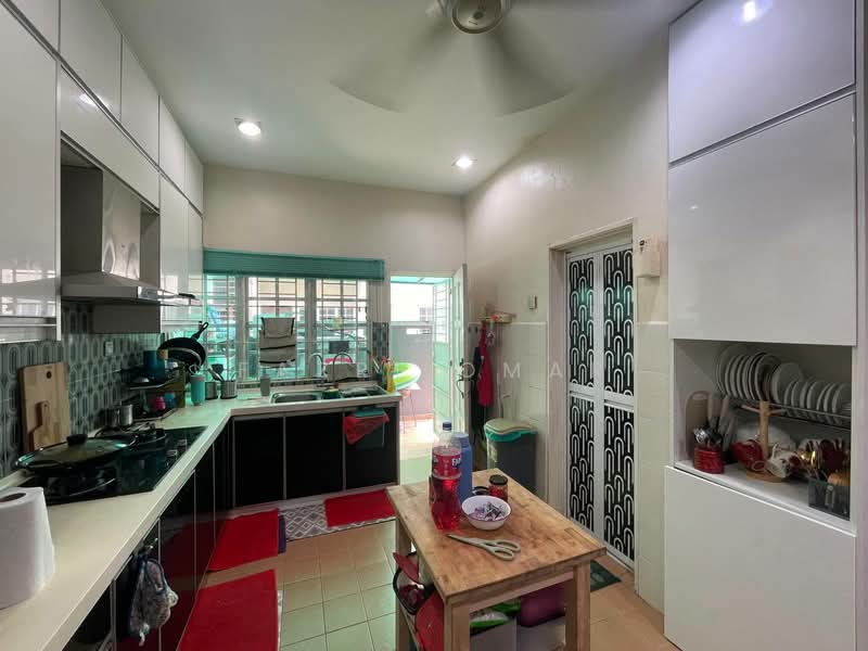 Rumah Teres 2 Tingkat untuk Dijual di Bukit Bandaraya (Shah Alam) - Fazri Omar - Kitchen - PropertyGuru.com.my