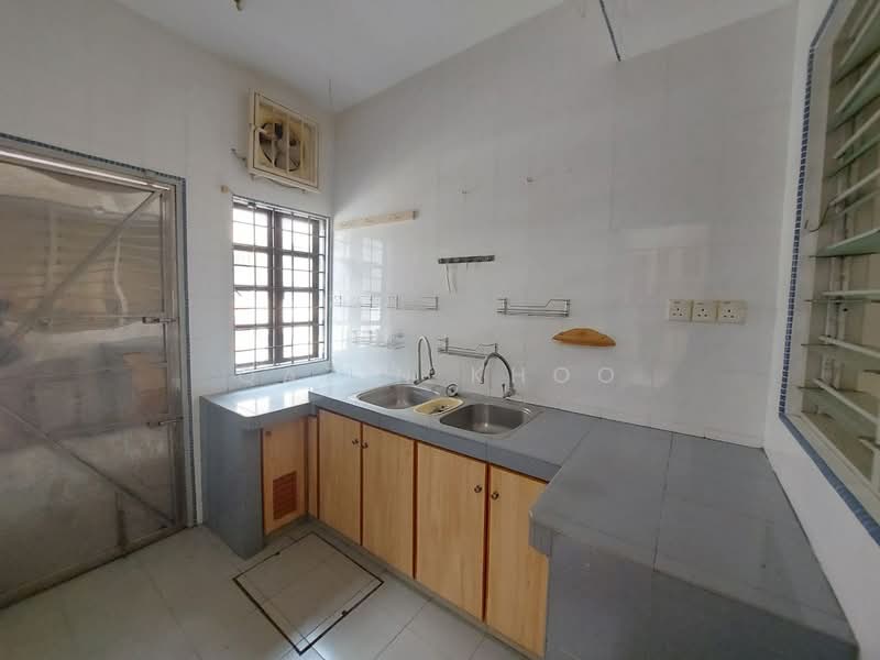 Rumah Teres 2 Tingkat untuk Dijual di Ipoh (Perak) - Qazin Khoo - Kitchen - PropertyGuru.com.my