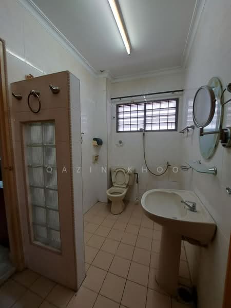 Rumah Teres 2 Tingkat untuk Dijual di Ipoh (Perak) - Qazin Khoo - Bathroom - PropertyGuru.com.my