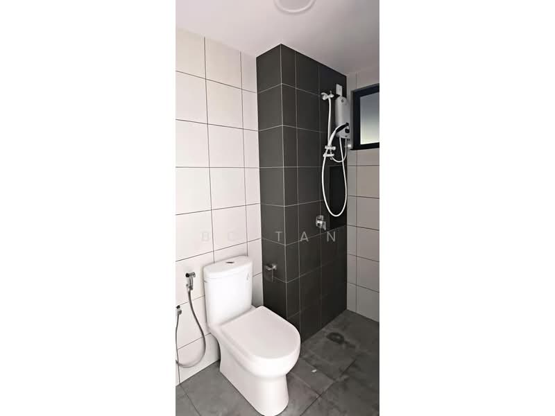 Servis Apartment untuk Disewa di D'Vervain - BC TAN - Bathroom - PropertyGuru.com.my