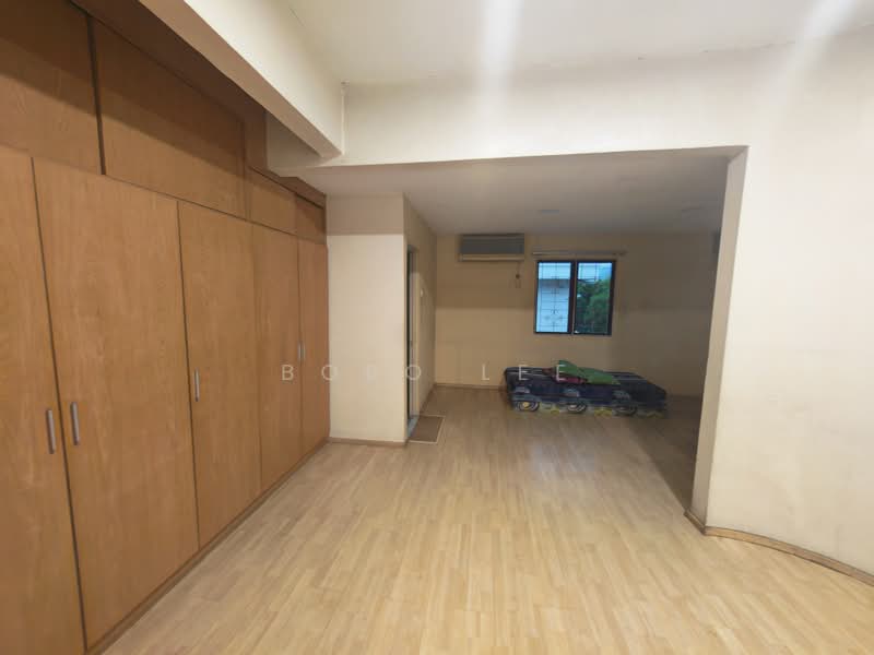 Rumah Berkembar untuk Disewa di Taman Overseas Union (Taman Oug) (Jalan Klang Lama (Old Klang Road)) - Bobo Lee - Bedroom - PropertyGuru.com.my