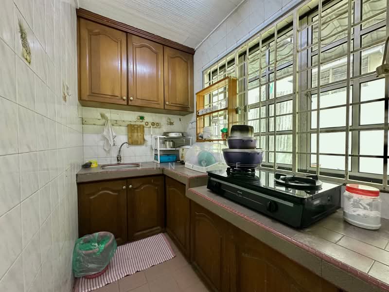 3-storey Terraced House for Sale in Bandar Baru Sri Petaling (Sri Petaling) - Jin Yee - Kitchen - PropertyGuru.com.my
