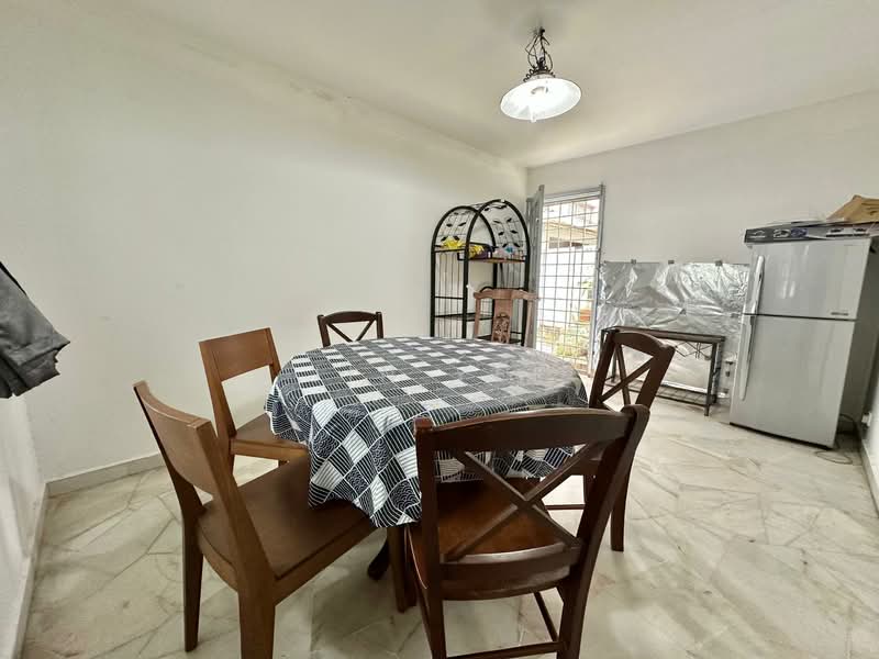 3-storey Terraced House for Sale in Bandar Baru Sri Petaling (Sri Petaling) - Jin Yee - Dining Room - PropertyGuru.com.my