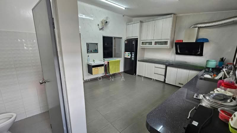 1-storey Terraced House for Sale in Taman Hilir (Melaka City) - Ramona Tan - Kitchen - PropertyGuru.com.my