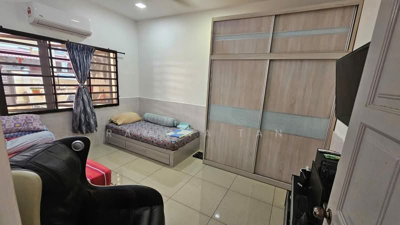 1-storey Terraced House for Sale in Taman Hilir (Melaka City) - Ramona Tan - Bedroom - PropertyGuru.com.my