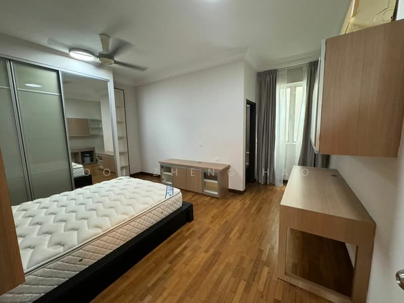 Kondominium untuk Disewa di Gurney Beach Resort - Ooi Zheng Hao - Bedroom - PropertyGuru.com.my