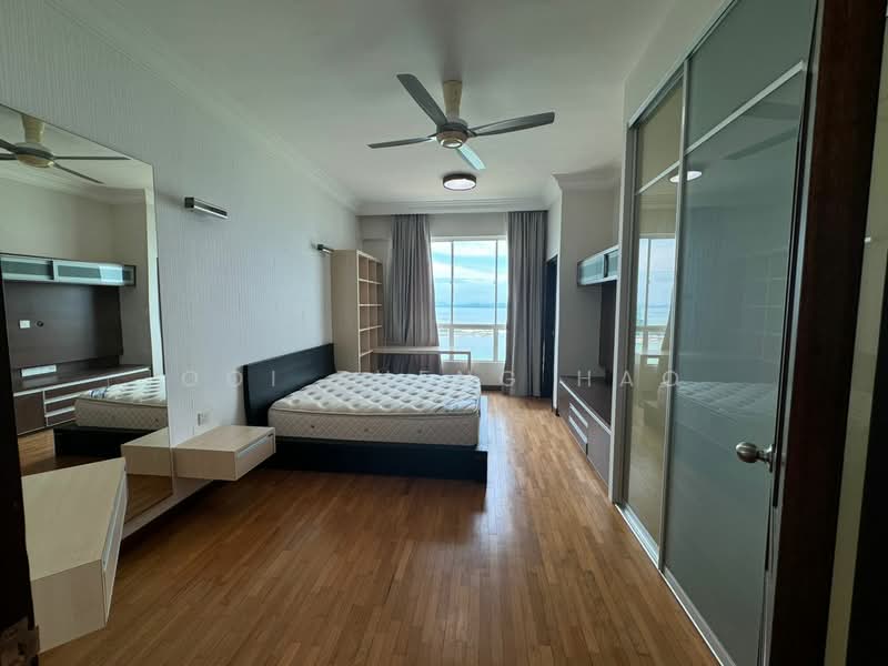Kondominium untuk Disewa di Gurney Beach Resort - Ooi Zheng Hao - Bedroom - PropertyGuru.com.my