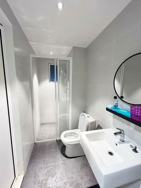 Servis Apartment untuk Disewa di Cerrado @ Southville City - Eiffel Lai - Bathroom - PropertyGuru.com.my