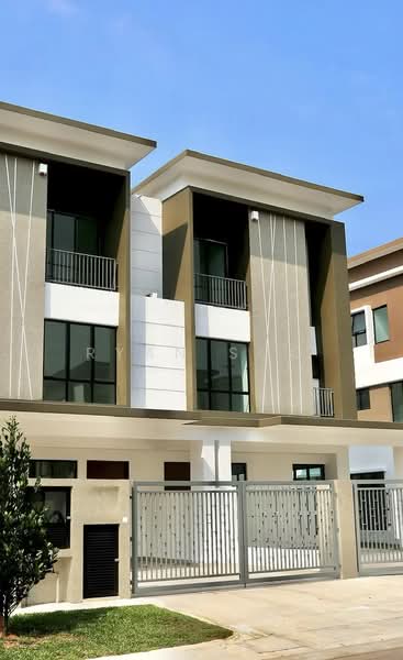Semi-Detached House for Sale in Setia Alam (Selangor) - Ryan Soo - PropertyGuru.com.my