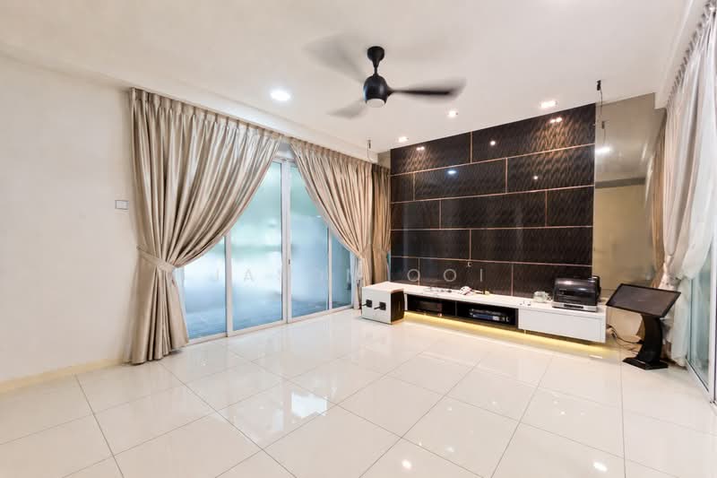Rumah Teres 3.5 Tingkat untuk Dijual di Putra Heights (Subang Jaya) - Jason Ooi - Living Room - PropertyGuru.com.my