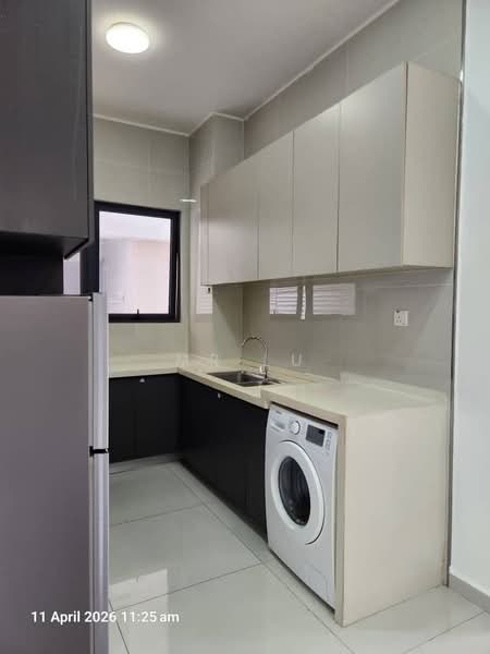 Kondominium untuk Disewa di Bay Point @ Country Garden Danga Bay - Mr Lu - Kitchen - PropertyGuru.com.my