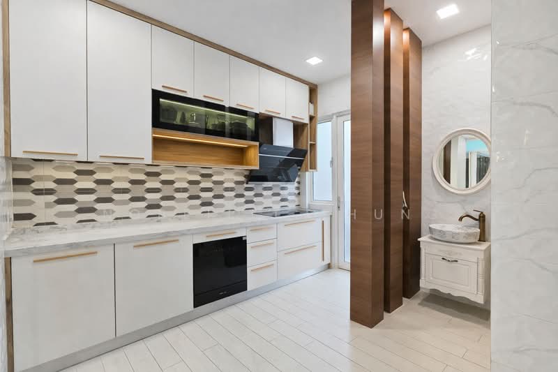 3.5-storey Terraced House for Sale in Putra Heights (Subang Jaya) - Nobeille Chung - Kitchen - PropertyGuru.com.my