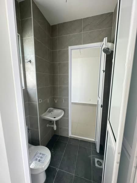 Rumah Kluster untuk Dijual di Johor Bahru (Johor) - Diviya . - Bathroom - PropertyGuru.com.my