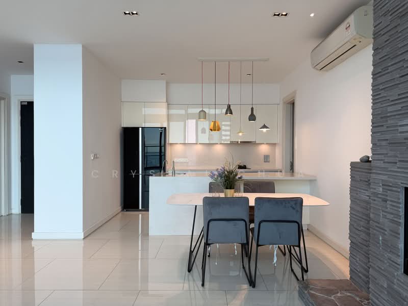 Kondominium untuk Dijual di One Central Park - Crystal Chua - Kitchen - PropertyGuru.com.my