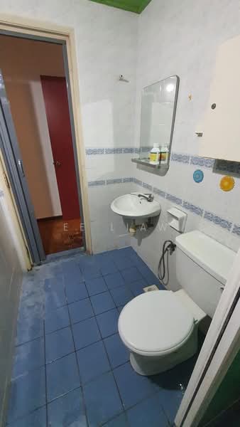 Condominium for Rent at Pandan Puteri - Ee Liaw - Bathroom - PropertyGuru.com.my