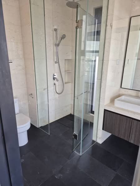 Kondominium untuk Dijual di Setia Sky Seputeh - Hanah Burhan - Bathroom - PropertyGuru.com.my