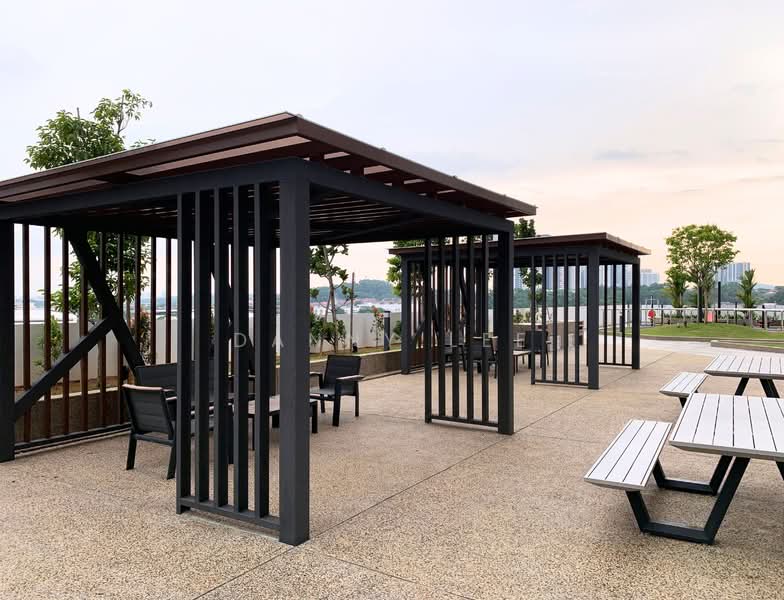 Servis Apartment untuk Dijual di Traders Garden @ Cheras Selatan - Danny Lee - Exterior - PropertyGuru.com.my