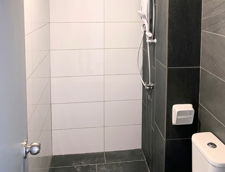 Servis Apartment untuk Dijual di Traders Garden @ Cheras Selatan - Danny Lee - Bathroom - PropertyGuru.com.my