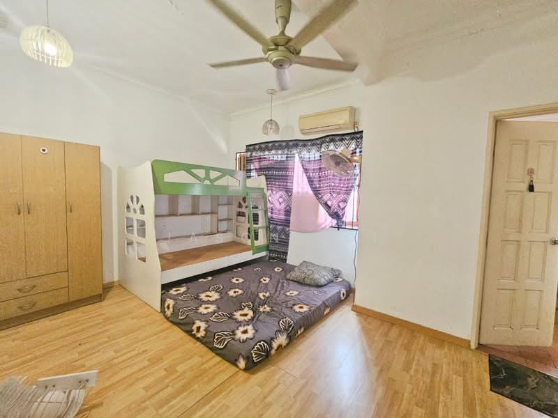 2-storey Terraced House for Sale in Putra Permai (Subang Jaya) - Jason Ooi - PropertyGuru.com.my