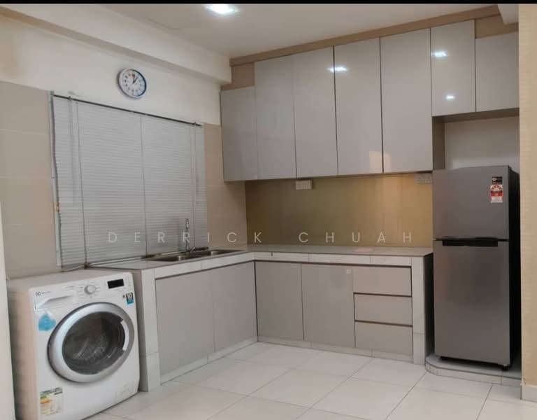 Servis Apartment untuk Dijual di Akademik Suite - Derrick Chuah - Kitchen - PropertyGuru.com.my