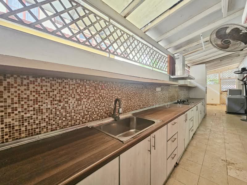 2-storey Terraced House for Sale in Putra Permai (Subang Jaya) - Nobeille Chung - Kitchen - PropertyGuru.com.my