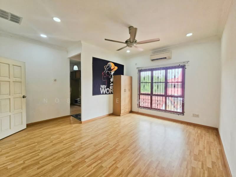 2-storey Terraced House for Sale in Putra Permai (Subang Jaya) - Nobeille Chung - Living Room - PropertyGuru.com.my