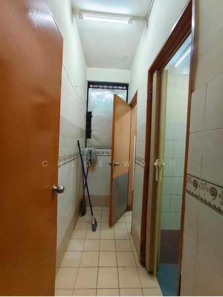 Apartment for Rent at Sri Dahlia - Chloe Wong - Corridor - PropertyGuru.com.my