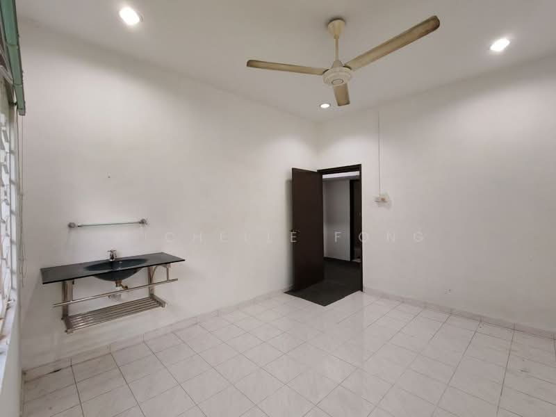 Bungalow for Rent in Taman Majidee (Johor Bahru) - Michelle Fong - Interior - PropertyGuru.com.my