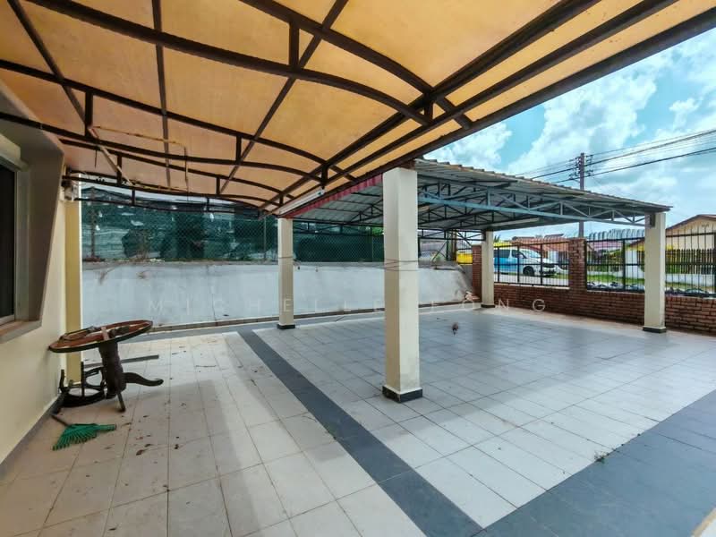 Bungalow for Rent in Taman Majidee (Johor Bahru) - Michelle Fong - Exterior - PropertyGuru.com.my