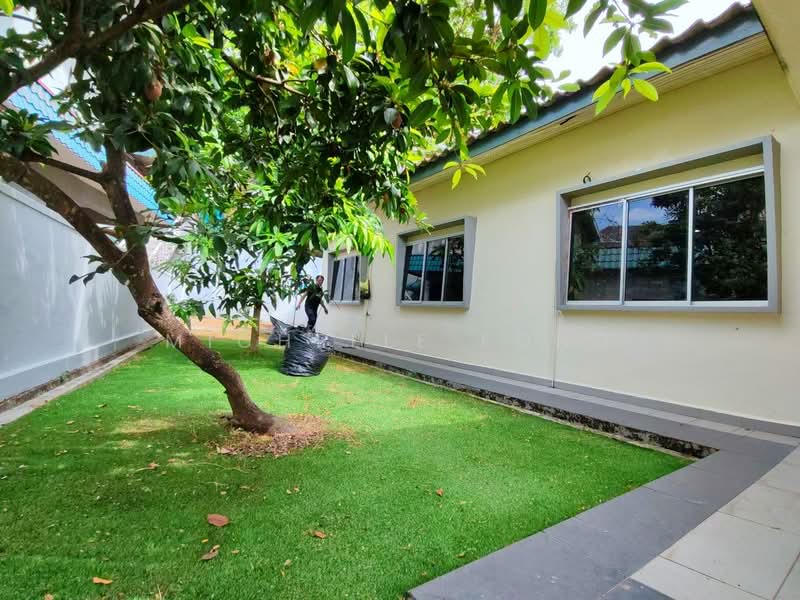 Bungalow for Rent in Taman Majidee (Johor Bahru) - Michelle Fong - Exterior - PropertyGuru.com.my