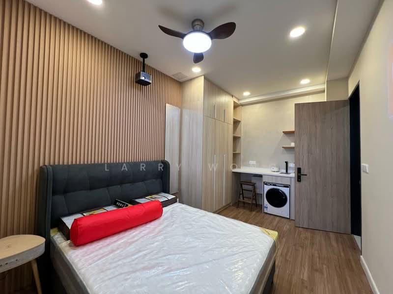 Servis Apartment untuk Dijual di Sunway Velocity TWO - Larry Wong - Bedroom - PropertyGuru.com.my