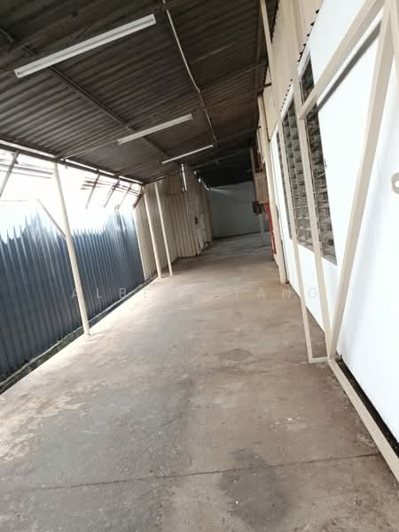 Factory for Rent in Jinjang Utara (Jinjang) - Albert Tang - Corridor - PropertyGuru.com.my